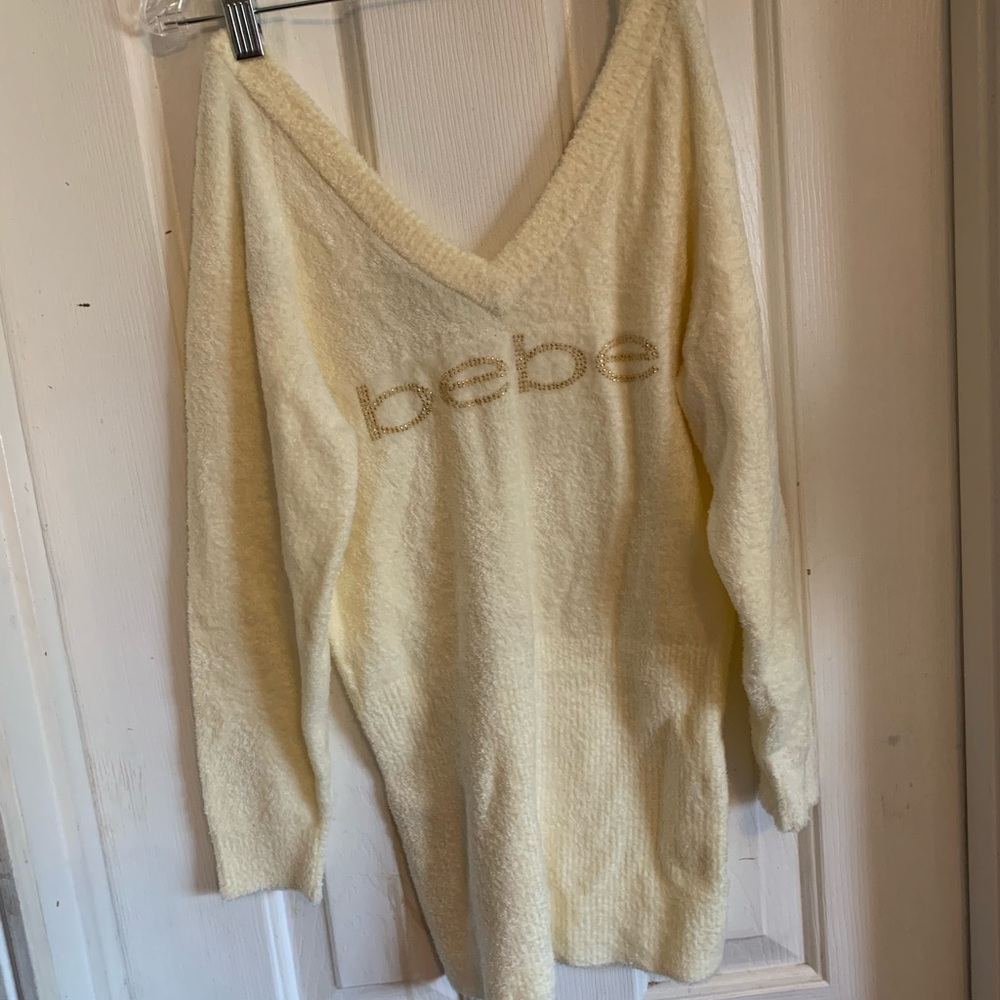 bebe sweater